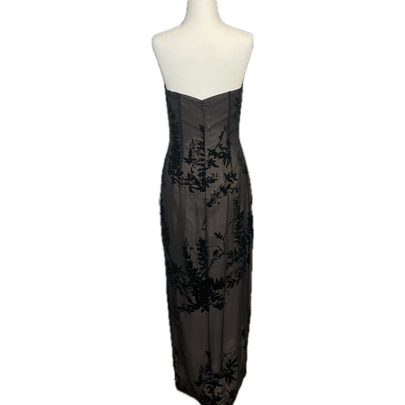 Adrianna Papell Evening Gown, Size “6” - Picture 3 of 10